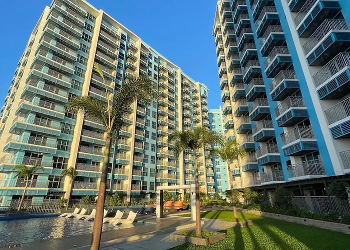 Modern 2br Beside Okada With Sunset View Apartamento Manila