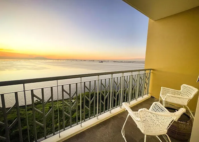 Modern 2br Beside Okada With Sunset View