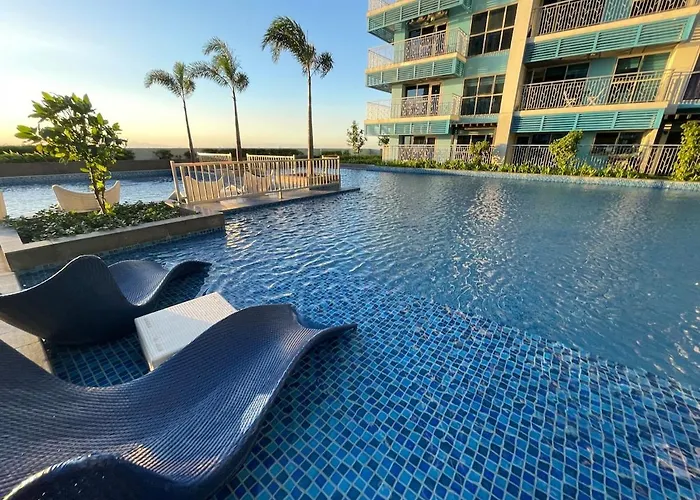 Modern 2br Beside Okada With Sunset View Manila