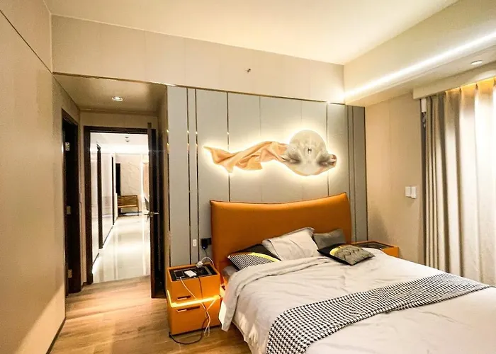Modern 2br Beside Okada With Sunset View *