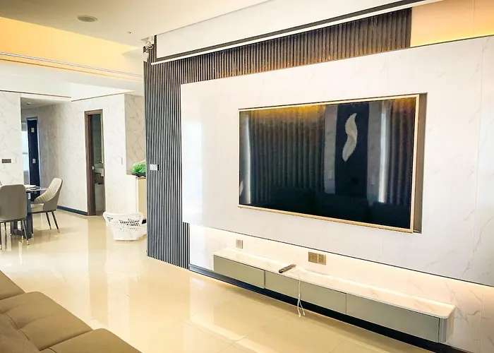 Modern 2br Beside Okada With Sunset View Manila