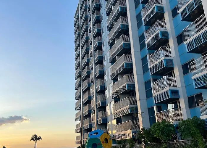 Modern 2br Beside Okada With Sunset View Apartamento Manila