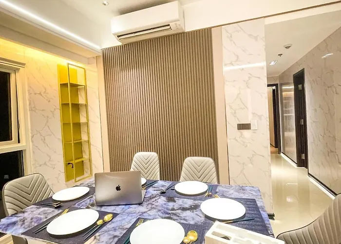 Modern 2br Beside Okada With Sunset View