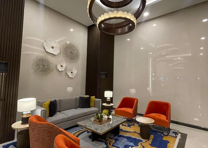 Modern 2br Beside Okada With Sunset View Apartamento *