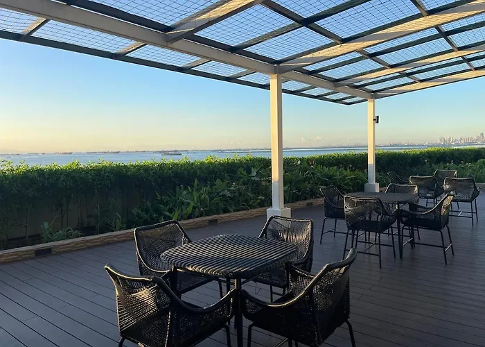 Modern 2br Beside Okada With Sunset View