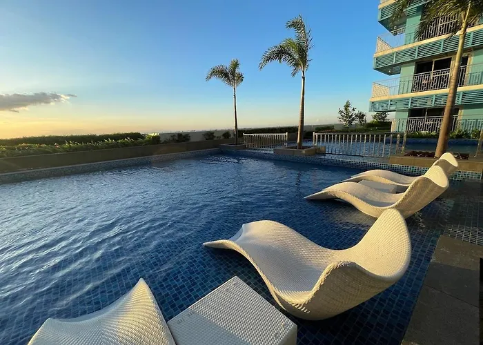 Modern 2br Beside Okada With Sunset View